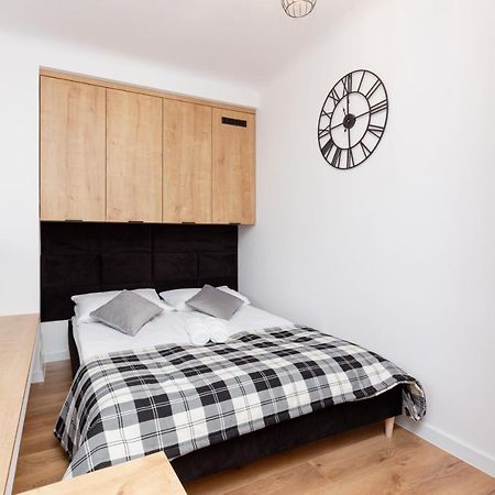 City Center Mezzanine Studio Chmielna By Noclegi Renters Warszawa Eksteriør bilde
